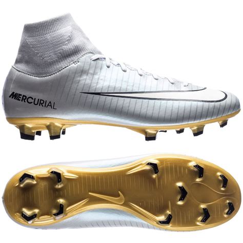 nike mercurial cr7 weiß gold turnbeutel|Nike mercurial cr7 rare gold.